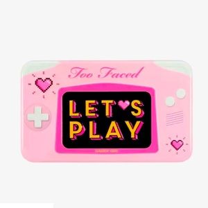 Too Faced Let’s Play Mini Eyeshadow Palette